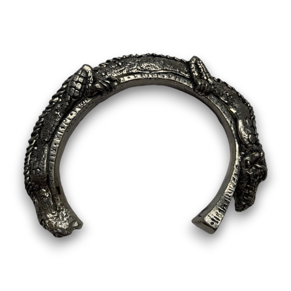 Y2k Silver daragon bracelet 