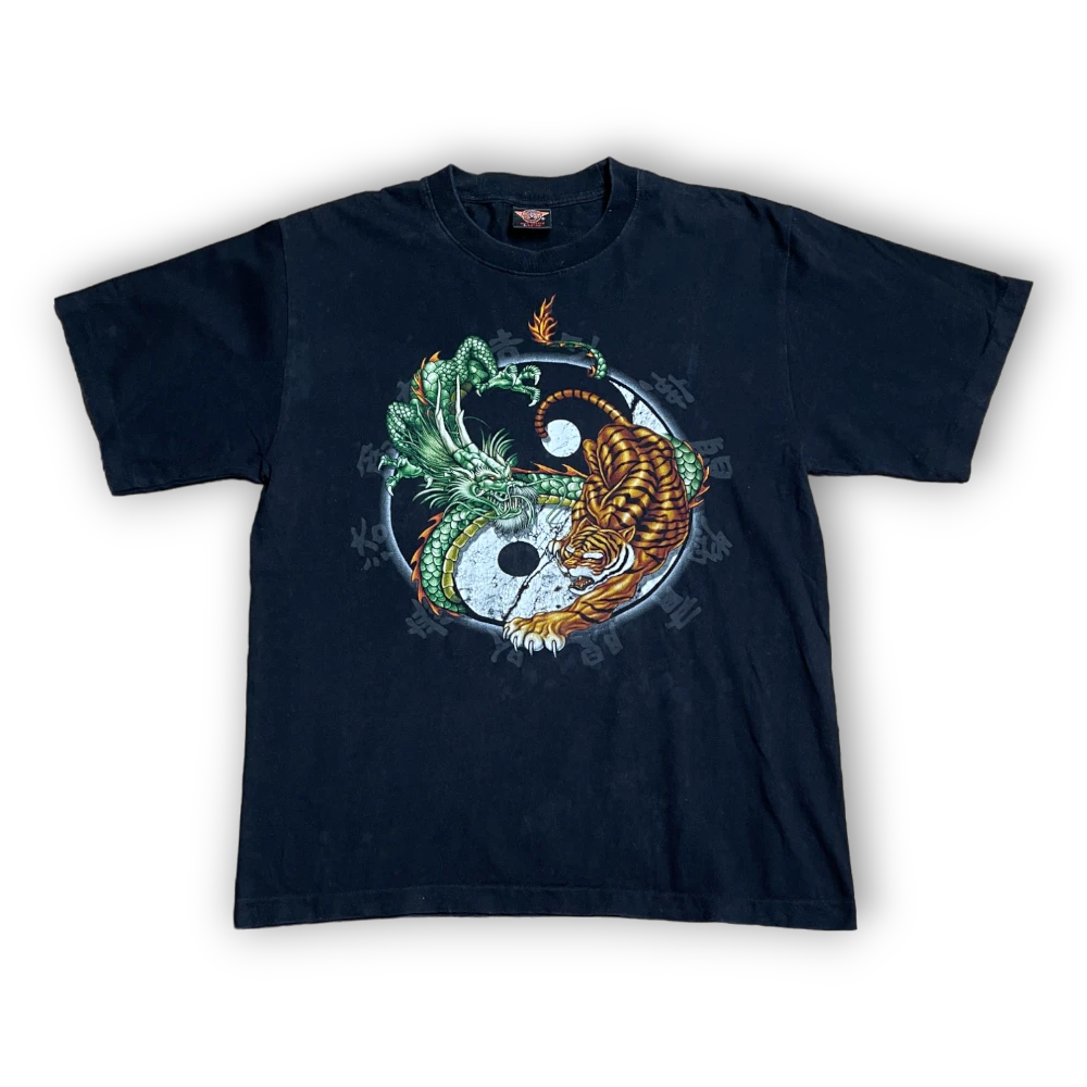 Streetwear Y2K Dragon tshirt with large front and back print